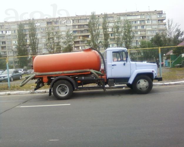 Ассенизатор. Откачка сливных ям, уличных туалетов, подвалов, котлованов.